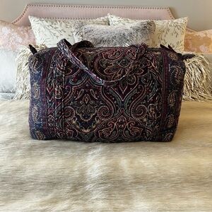 Vintage VERA BRADLEY Medallion 1995 Large Duffle Bag Zipper Navy Maroon Paisley